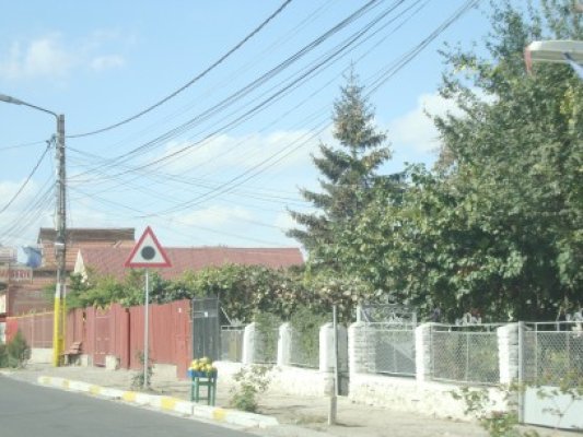 Poliţia pune 